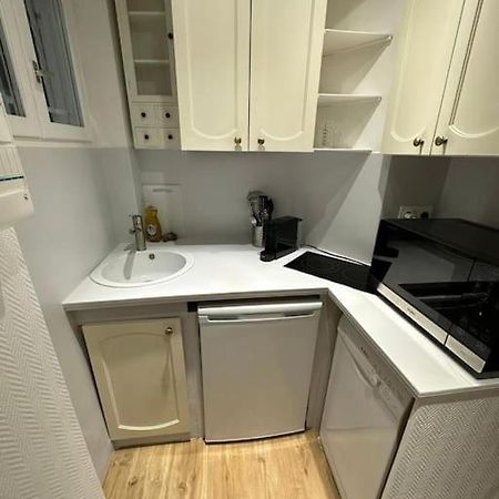Parisian Stay In A Cosy Flat - Republique 외부 사진